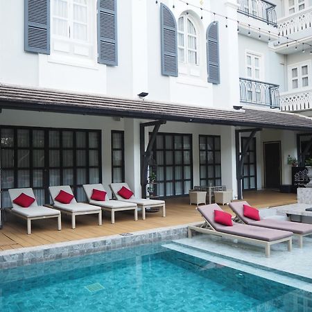 Le Thatluang D'Or Boutique Hotel Вьентьян Экстерьер фото